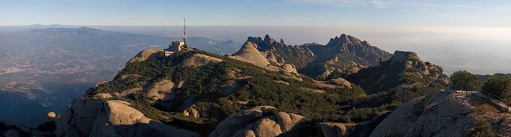 Montserrat_Mountains_Catalonia_Spain_-_Jan_2007-1024x275.jpg